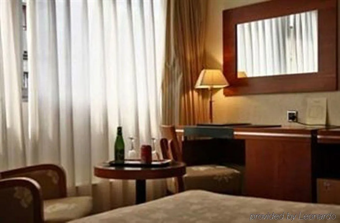 Hotel Ibis Geneve Centre Lac
