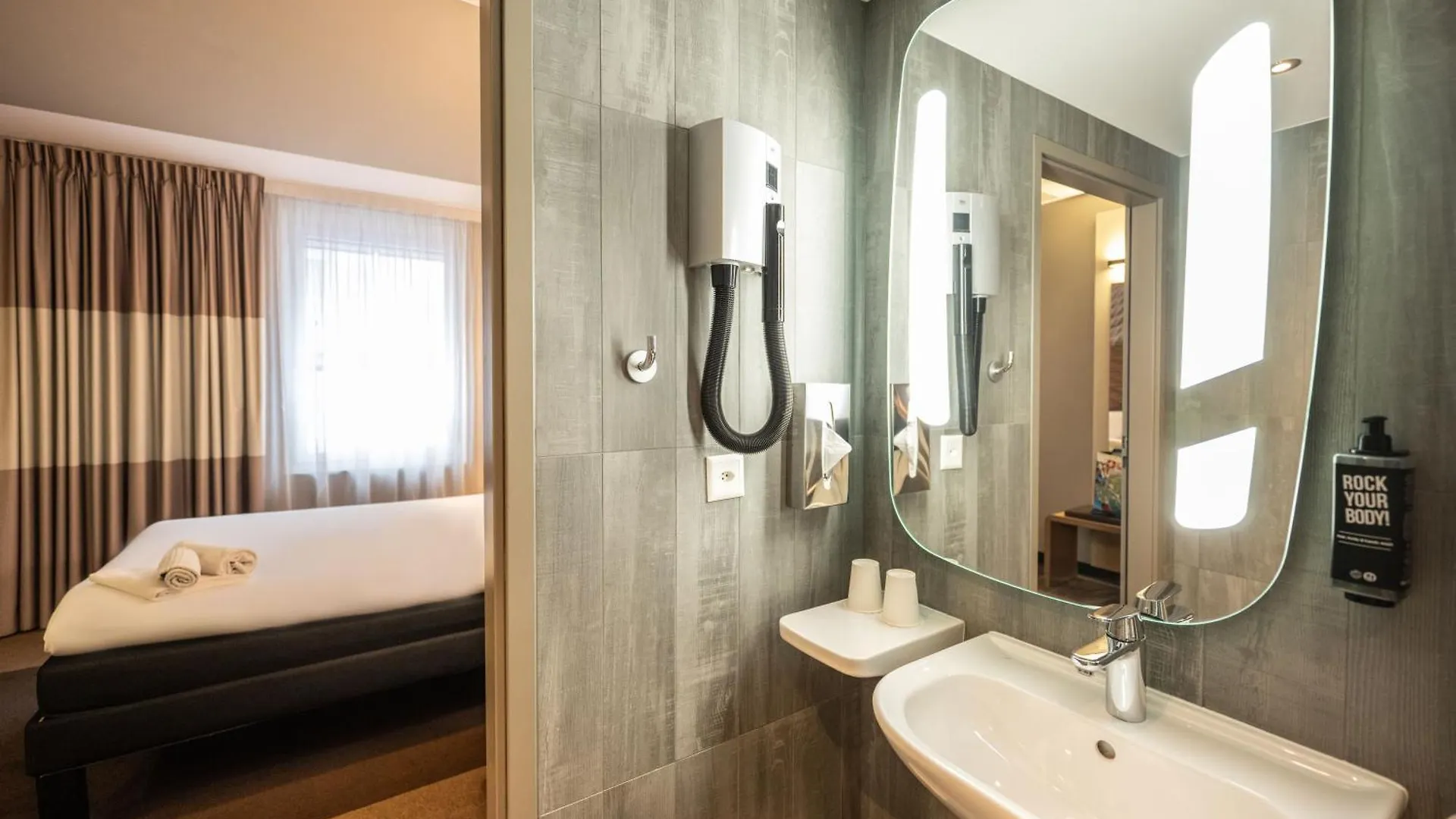 Hotel Ibis Geneve Centre Lac