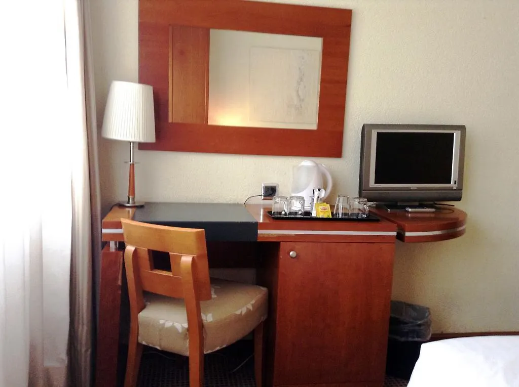 Ibis Geneve Centre Lac Hotel