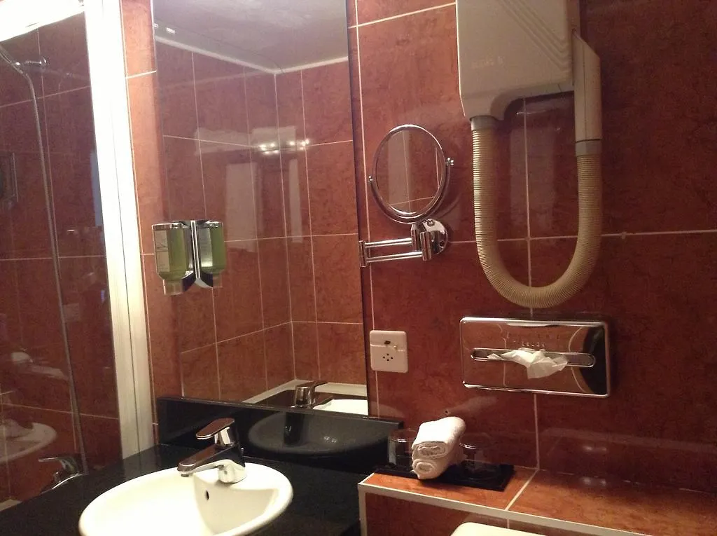 Ibis Geneve Centre Lac Switzerland