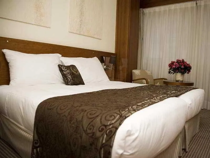 Ibis Geneve Centre Lac 3*, Geneva Switzerland