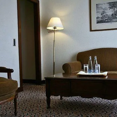 Ibis Geneve Centre Lac 3*, Geneva